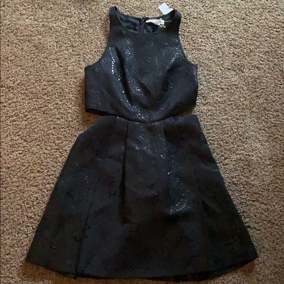 Host pick🎉BCBG Side cutout dress - Picture 4 of 8